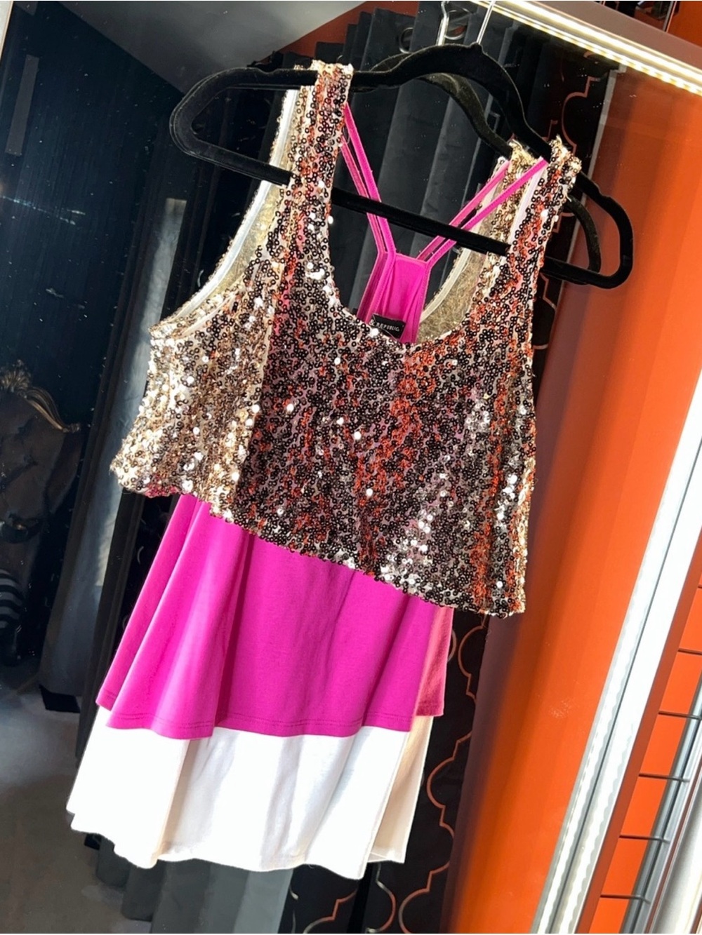 ✨ Rock & Republic Sequin Sensation Tank ✨